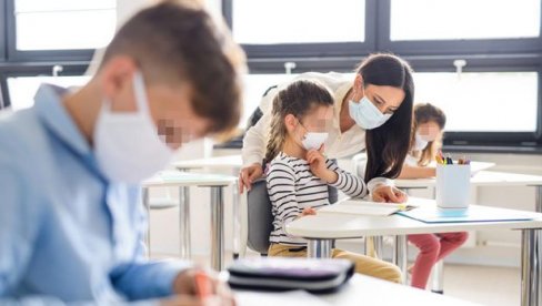 I PROFESORI I ĐACI HOĆE U UČIONICU: Počelo drugo polugodište, prvu sedmicu nastave sva deca će pratiti od kuće I PROFESORI I ĐACI HOĆE U UČIONICU: Počelo drugo polugodište, prvu sedmicu nastave sva deca će pratiti od kuće