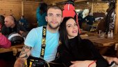 БОГДАНА РАЖНАТОВИЋ ПРОСЛАВЉА РОЂЕНДАН Пљуште честитке - Волимо те снајка! (ФОТО) БОГДАНА РАЖНАТОВИЋ ПРОСЛАВЉА РОЂЕНДАН Пљуште честитке - Волимо те снајка! (ФОТО)