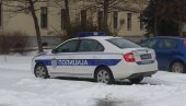ТРОЈИЦА ШАПЧАНА ОСУМЊИЧЕНА ЗА КРАЂЕ: Са градилишта однели 1,5 тона арматурног гвожђа ТРОЈИЦА ШАПЧАНА ОСУМЊИЧЕНА ЗА КРАЂЕ: Са градилишта однели 1,5 тона арматурног гвожђа