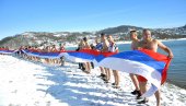 ПОБЕДИО МИЛОРАД СИМИЋ: Прво Богојављенско пливање на Мајевици (ФОТО) ПОБЕДИО МИЛОРАД СИМИЋ: Прво Богојављенско пливање на Мајевици (ФОТО)