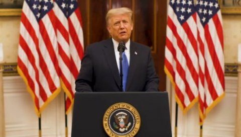 ОПРОШТАЈНИ ГОВОР ДОНАЛДА ТРАМПА: Помолио се за Бајдена и обећао - Борба тек почиње! (ВИДЕО) ОПРОШТАЈНИ ГОВОР ДОНАЛДА ТРАМПА: Помолио се за Бајдена и обећао - Борба тек почиње! (ВИДЕО)