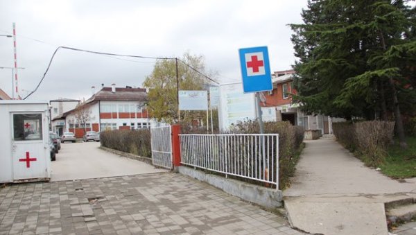 ЕПИДЕМИЈА НА ЈУГУ СРБИЈЕ: Прешево и даље жариште короне ЕПИДЕМИЈА НА ЈУГУ СРБИЈЕ: Прешево и даље жариште короне