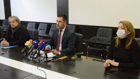 СТИГЛО 1.200 ДОЗА „СИНОФАРМА“: Имунизација становништва против корона вируса у Краљеву СТИГЛО 1.200 ДОЗА „СИНОФАРМА“: Имунизација становништва против корона вируса у Краљеву