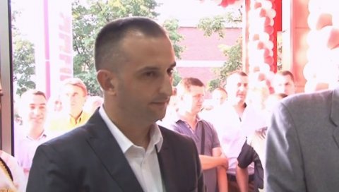 ДЕТАЉИ ПЉАЧКЕ ВЛАСНИКА „КНЕЗ ПЕТРОЛА”: Кнежевић испричао за „Новости” шта се десило ДЕТАЉИ ПЉАЧКЕ ВЛАСНИКА „КНЕЗ ПЕТРОЛА”: Кнежевић испричао за „Новости” шта се десило