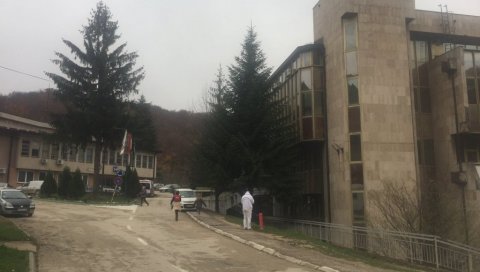 КОРОНА ПОЛАКО ПОСУСТАЈЕ: Три нова случаја ковида у Мајданпеку, почела имунизација кинеским вакцинама КОРОНА ПОЛАКО ПОСУСТАЈЕ: Три нова случаја ковида у Мајданпеку, почела имунизација кинеским вакцинама