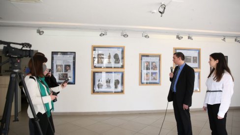 SRBI I JEVREJI UBIJANI NA KUĆNOM PRAGU: U KCNS dve memorijalne izložbe u znak sećanja na žrtve Novosadske racije SRBI I JEVREJI UBIJANI NA KUĆNOM PRAGU: U KCNS dve memorijalne izložbe u znak sećanja na žrtve Novosadske racije
