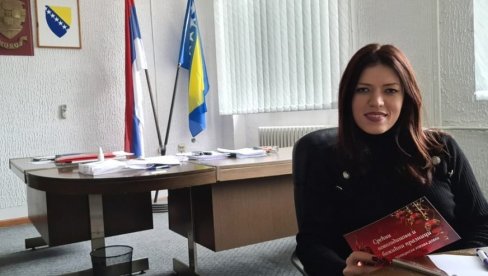 CIK BIH PONIŠTAVA REZULTATE LOKALNIH IZBORA U SREBRENICI I DOBOJU: Reagovala poslanica SNSD Sanja Vulić CIK BIH PONIŠTAVA REZULTATE LOKALNIH IZBORA U SREBRENICI I DOBOJU: Reagovala poslanica SNSD Sanja Vulić