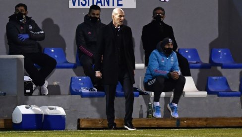 FRANCUZU PRETI OTKAZ: Zidan blizu kraja FRANCUZU PRETI OTKAZ: Zidan blizu kraja