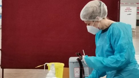 ИМУНИЗАЦИЈА У РАСИНСКОМ ОКРУГУ: До сад вакцинисано 3.835 лица ИМУНИЗАЦИЈА У РАСИНСКОМ ОКРУГУ: До сад вакцинисано 3.835 лица