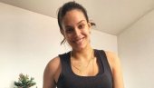 ПОРОДИЛА СЕ СРПСКА ГЛУМИЦА: Освануло нам је најлепше јутро на свету! ПОРОДИЛА СЕ СРПСКА ГЛУМИЦА: Освануло нам је најлепше јутро на свету!