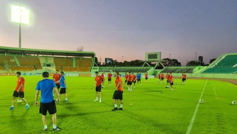 PRVI TRENING SRBIJE U DOMINIKANI: Orlovi osetili travu Feliksa Sančeza PRVI TRENING SRBIJE U DOMINIKANI: Orlovi osetili travu Feliksa Sančeza