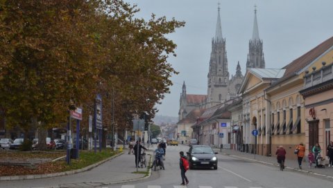 КОМУНАЛНА ИНСПЕКЦИЈА У ВРШЦУ ПОЈАЧАВА РАД: Надлежни упозоравају - Кажњаваћемо због паркирања на зеленим јавним површинама КОМУНАЛНА ИНСПЕКЦИЈА У ВРШЦУ ПОЈАЧАВА РАД: Надлежни упозоравају - Кажњаваћемо због паркирања на зеленим јавним површинама