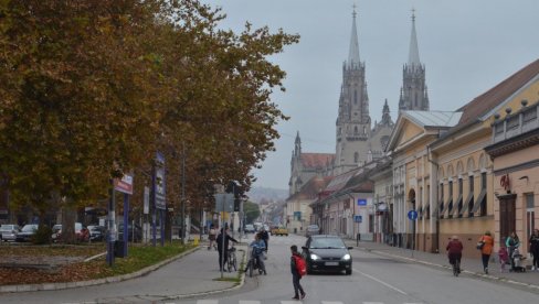 КОМУНАЛНА ИНСПЕКЦИЈА У ВРШЦУ ПОЈАЧАВА РАД: Надлежни упозоравају - Кажњаваћемо због паркирања на зеленим јавним површинама КОМУНАЛНА ИНСПЕКЦИЈА У ВРШЦУ ПОЈАЧАВА РАД: Надлежни упозоравају - Кажњаваћемо због паркирања на зеленим јавним површинама