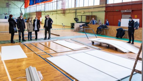 MEDISON NOVI PUNKT ZA VAKCINACIJU: Veliko interesovanje za imunizaciju u Zrenjaninu (FOTO) MEDISON NOVI PUNKT ZA VAKCINACIJU: Veliko interesovanje za imunizaciju u Zrenjaninu (FOTO)