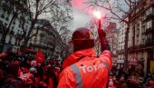 ФРАНЦУЗИ ИЗАШЛИ НА УЛИЦЕ: Велики протести против нове одлуке Владе коју подржава и Макрон (ВИДЕО) ФРАНЦУЗИ ИЗАШЛИ НА УЛИЦЕ: Велики протести против нове одлуке Владе коју подржава и Макрон (ВИДЕО)