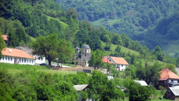 ГЕНОЦИД У ВЕЛИЦИ: После деценија ћутања, поново покренута прича о покољу ГЕНОЦИД У ВЕЛИЦИ: После деценија ћутања, поново покренута прича о покољу