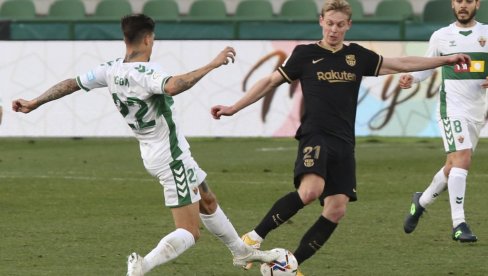 BARSA SLAVILA PROTIV ELČEA: De Jong vodio Katalonce do pobede (VIDEO) BARSA SLAVILA PROTIV ELČEA: De Jong vodio Katalonce do pobede (VIDEO)