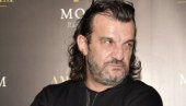 АЦА ЛУКАС ПРИМЉЕН У БОЛНИЦУ: Имао јаке болове у стомаку, позлило му у стану АЦА ЛУКАС ПРИМЉЕН У БОЛНИЦУ: Имао јаке болове у стомаку, позлило му у стану