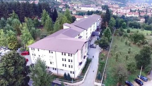 КОРОНА УЗЕЛА ДВА ЖИВОТА, ЗАРАЖЕНО 46 КОРИСНИКА! Драма у Дому за стара лица у Бијелом Пољу КОРОНА УЗЕЛА ДВА ЖИВОТА, ЗАРАЖЕНО 46 КОРИСНИКА! Драма у Дому за стара лица у Бијелом Пољу