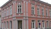 BIBLIOTEKA U ZRENJANINU SE VRAĆA NA STARO RADNO VREME: Uz izmenjen režim rada BIBLIOTEKA U ZRENJANINU SE VRAĆA NA STARO RADNO VREME: Uz izmenjen režim rada