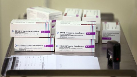ПОВЕЋАВА ОБИМ ИСПОРУКЕ: АстраЗенека уговорила продају још пола милиона доза САД-у ПОВЕЋАВА ОБИМ ИСПОРУКЕ: АстраЗенека уговорила продају још пола милиона доза САД-у