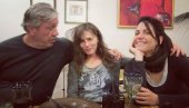 СКУЛПТУРА ПОСВЕЋЕНА МИРИ ФУРЛАН: Била је велики човек, уметник, вансерисјки глумац СКУЛПТУРА ПОСВЕЋЕНА МИРИ ФУРЛАН: Била је велики човек, уметник, вансерисјки глумац