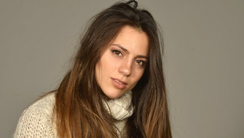 INTERVJU Miona Marković: Čekam ulogu zbog koje ću se promeniti INTERVJU Miona Marković: Čekam ulogu zbog koje ću se promeniti