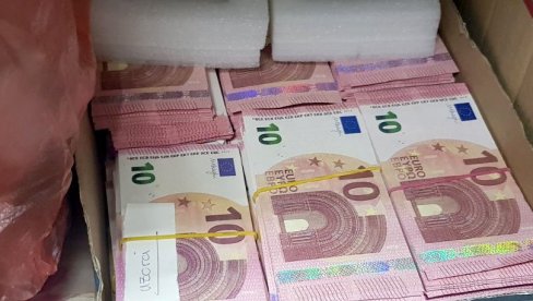 АКЦИЈА ПОЛИЦИЈЕ: Ухапшена четворочлана организована криминална група АКЦИЈА ПОЛИЦИЈЕ: Ухапшена четворочлана организована криминална група