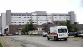 ТРАГЕДИЈА У УКЦ РС: Пацијенткиња скочила кроз прозор Ковид одељења ТРАГЕДИЈА У УКЦ РС: Пацијенткиња скочила кроз прозор Ковид одељења