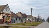 ZAHTEVI ZA DOKUMENTA PREKO E UPRAVE: Klikom do ličnih karti i putnih isprava ZAHTEVI ZA DOKUMENTA PREKO E UPRAVE: Klikom do ličnih karti i putnih isprava