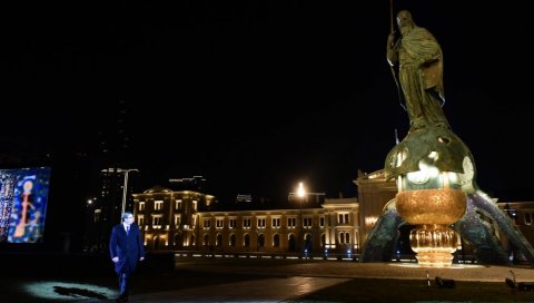 ПАНЦИР НИКАДА НЕЋУ НОСИТИ У СРБИЈИ: Председник Вучић открио - Нисам сигуран да сам био мета на отварању споменика Стефану Немањи! ПАНЦИР НИКАДА НЕЋУ НОСИТИ У СРБИЈИ: Председник Вучић открио - Нисам сигуран да сам био мета на отварању споменика Стефану Немањи!