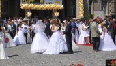 ЧАК 3.000 ВЕНЧАЊА МАЊЕ: Пандемија се одразила и на број склопљених бракова у 2020. ЧАК 3.000 ВЕНЧАЊА МАЊЕ: Пандемија се одразила и на број склопљених бракова у 2020.