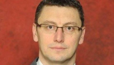 НОВИ ПОМОЋНИК ГРАДОНАЧЕЛНИКА: Кадровске промене у врху локалне власти у Чачку НОВИ ПОМОЋНИК ГРАДОНАЧЕЛНИКА: Кадровске промене у врху локалне власти у Чачку
