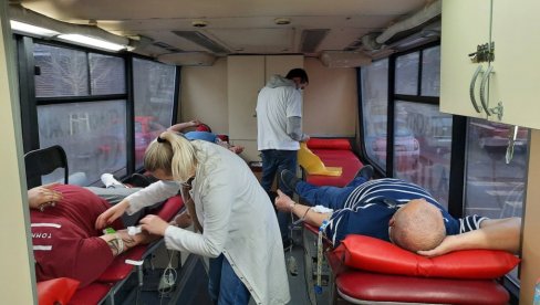 ХИТАН АПЕЛ ИНСТИТУТА ЗА ТРАНСФУЗИЈУ: Смањене резерве свих крвних група! ХИТАН АПЕЛ ИНСТИТУТА ЗА ТРАНСФУЗИЈУ: Смањене резерве свих крвних група!