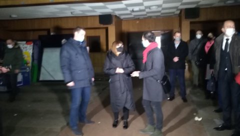 МИНИСТАРКА ГОЈКОВИЋ У КРАГУЈЕВЦУ: За пројекте у култури 320 милиона динара МИНИСТАРКА ГОЈКОВИЋ У КРАГУЈЕВЦУ: За пројекте у култури 320 милиона динара