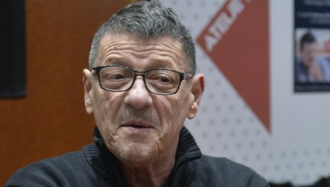 ДВА КОНТРАБАСА И ЈЕДАН ПАС: Владимир Кецмановић поводом додељивања Нинове награде Светиславу Басари ДВА КОНТРАБАСА И ЈЕДАН ПАС: Владимир Кецмановић поводом додељивања Нинове награде Светиславу Басари