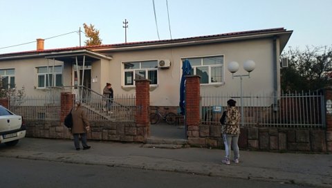 ПРЕМИНУЛЕ ЈОШ ДВЕ ОСОБЕ: Имунизација и епидемија у Пиротском округу ПРЕМИНУЛЕ ЈОШ ДВЕ ОСОБЕ: Имунизација и епидемија у Пиротском округу