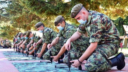 ВОЈНИ РОК У СРБИЈИ: Ово су сви детаљи могуће обуке, а једно питање се намеће као кључно ВОЈНИ РОК У СРБИЈИ: Ово су сви детаљи могуће обуке, а једно питање се намеће као кључно