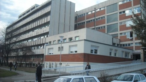 ZADOBIO TEŠKE TELESNE POVREDE: Oglasili se iz Opšte bolnice u Čačku o stanju radnika povređenog u fabrici