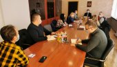 ЕПИДЕМИЈА У МАЧВАНСКОМ ОКРУГУ: Позитивно 77 људи - у Шапцу 35 нових случајева ЕПИДЕМИЈА У МАЧВАНСКОМ ОКРУГУ: Позитивно 77 људи - у Шапцу 35 нових случајева