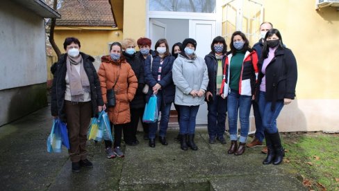 GERONTODOMAĆICE NA USLUZI STARIJIM MEŠTANIMA: Opština Žitište započela je novi ciklus usluge Pomoć u kući GERONTODOMAĆICE NA USLUZI STARIJIM MEŠTANIMA: Opština Žitište započela je novi ciklus usluge Pomoć u kući
