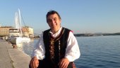 ЗА ЊИМ ТРАГА ЦЕЛА ХРВАТСКА: Осумњичен је да је извршио масакр у Шибенику ЗА ЊИМ ТРАГА ЦЕЛА ХРВАТСКА: Осумњичен је да је извршио масакр у Шибенику
