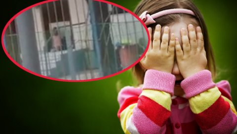 ДЕВОЈЧИЦА (4) ЈЕ ВРИШТАЛА И МОЛИЛА ДА СЕ ВРАТИ: Брутална казна у вртићу, васпитачица избацила напоље дете без јакне (ВИДЕО) ДЕВОЈЧИЦА (4) ЈЕ ВРИШТАЛА И МОЛИЛА ДА СЕ ВРАТИ: Брутална казна у вртићу, васпитачица избацила напоље дете без јакне (ВИДЕО)