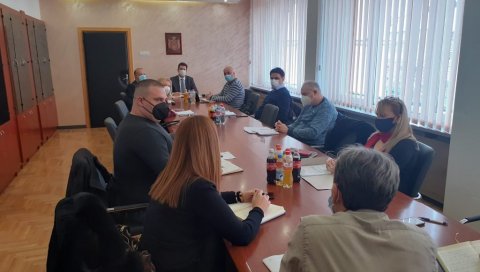 ЕПИДЕМИЈА У ШАПЦУ: Још 62 случаја заразе, наставља се вакцинација ЕПИДЕМИЈА У ШАПЦУ: Још 62 случаја заразе, наставља се вакцинација