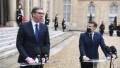 ВУЧИЋ ПО ПОДНЕ РАЗГОВАРА СА МАКРОНОМ: Теме су Украјина и ситуација на западном Балкану ВУЧИЋ ПО ПОДНЕ РАЗГОВАРА СА МАКРОНОМ: Теме су Украјина и ситуација на западном Балкану