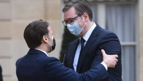 ХВАЛА ВАМ НА ДИВНОМ ГОСТОПРИМСТВУ: Вучић о Макрону и Француској - Ви сте прави, традиционални пријатељ Србије (ФОТО) ХВАЛА ВАМ НА ДИВНОМ ГОСТОПРИМСТВУ: Вучић о Макрону и Француској - Ви сте прави, традиционални пријатељ Србије (ФОТО)