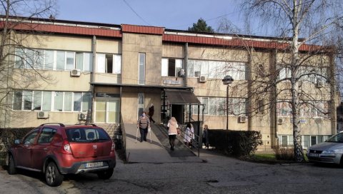 НАСТАВЉЕНА ВАКЦИНАЦИЈА И РЕВАКЦИНАЦИЈА: У Параћину до 30. јануара утрошено 2.327 доза Синофармове и 153 Фајзерове вакцине НАСТАВЉЕНА ВАКЦИНАЦИЈА И РЕВАКЦИНАЦИЈА: У Параћину до 30. јануара утрошено 2.327 доза Синофармове и 153 Фајзерове вакцине