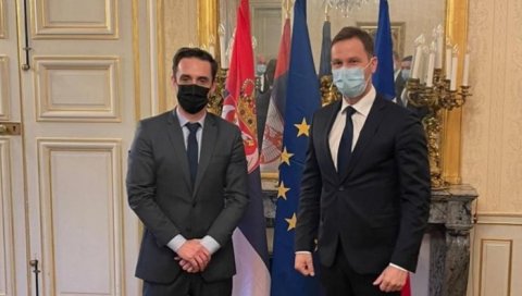 МАЛИ ПОСЛЕ РАЗГОВОРА У ПАРИЗУ: Прва линија метроа 2028. године МАЛИ ПОСЛЕ РАЗГОВОРА У ПАРИЗУ: Прва линија метроа 2028. године