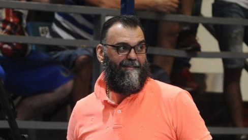 RATKO VARDA UHAPŠEN ZBOG NASILJA U PORODICI: Izrečena mu mera zabrane prilaska RATKO VARDA UHAPŠEN ZBOG NASILJA U PORODICI: Izrečena mu mera zabrane prilaska
