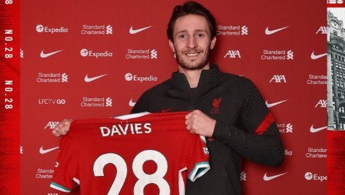 ONA JE ŽENA NOVOG FUDBALERA LIVERPULA: Šiša muža, budi svest ženama za borbu protiv raka i IMA TETOVAŽE NA ZANIMLJIVIM MESTIMA (FOTO) ONA JE ŽENA NOVOG FUDBALERA LIVERPULA: Šiša muža, budi svest ženama za borbu protiv raka i IMA TETOVAŽE NA ZANIMLJIVIM MESTIMA (FOTO)